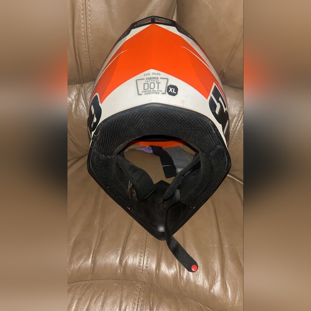 509 Helmet - Picture 2 of 3